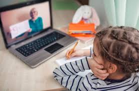 Escolas estaduais de MT terão aulas online a partir de 3 de agosto