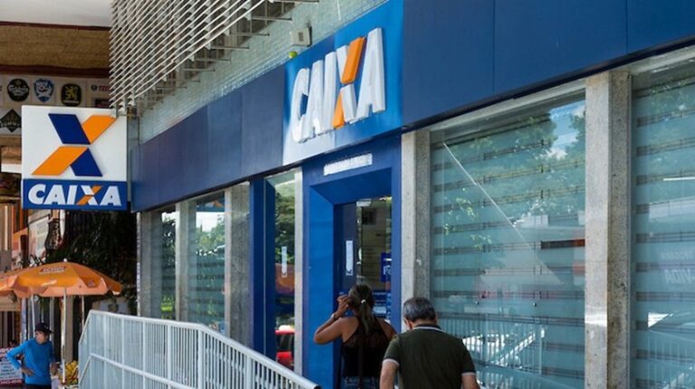 Caixa paga auxílio de R$ 600 a nascidos em agosto nesta sexta-feira