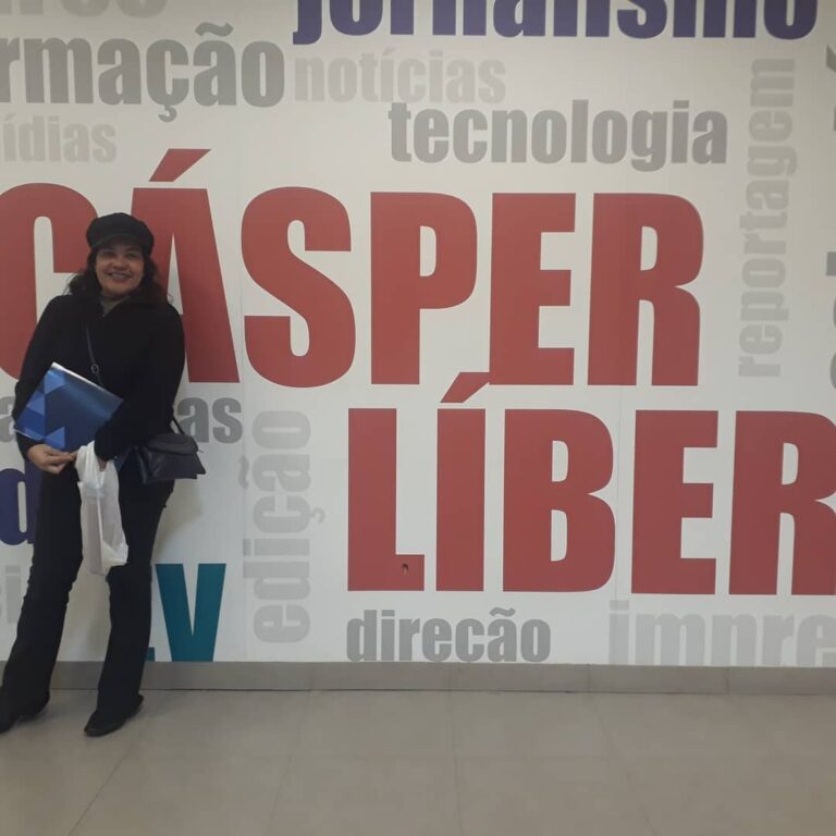 MULHERES NO JORNALISMO: “A mulher jornalista acaba se masculinizando para tentar ser respeitada”