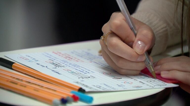 MEC prevê corte de R$ 4,2 bilhões no orçamento para 2021