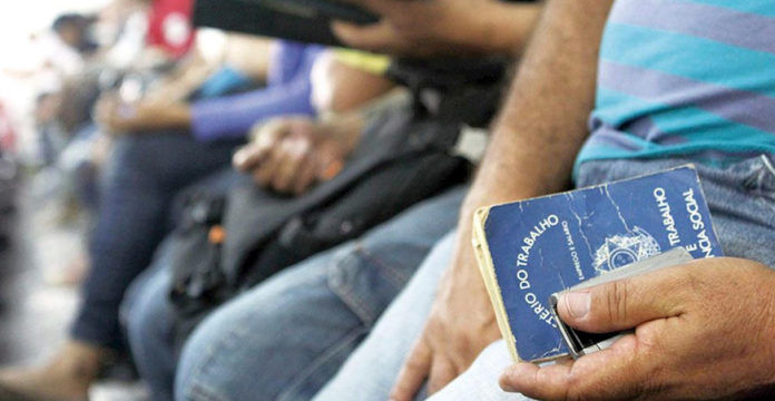 Taxa de desempregados aumenta no Brasil; MT tem um dos menores índices do país