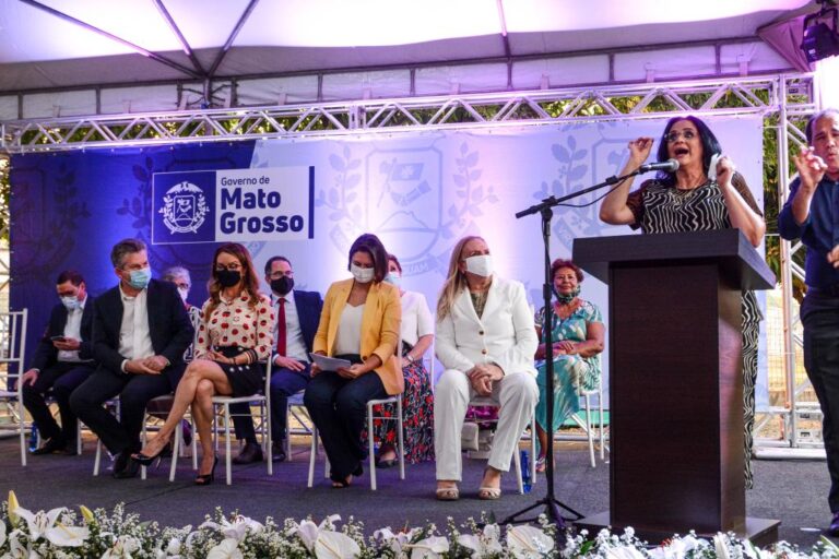 “Delegacia eleva o patamar do atendimento às vítimas de violência doméstica no Brasil”, afirma ministra Damares Alves