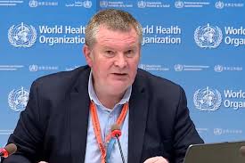 OMS: “O que é mais importante: crianças na escola ou bares abertos?”