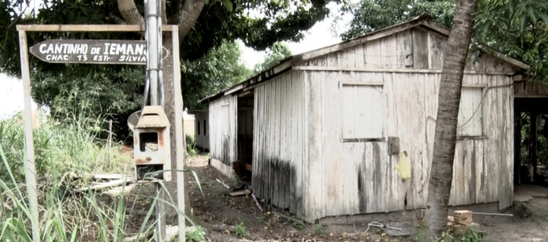 Corpo de uma mulher é encontrado em estado grave de decomposição