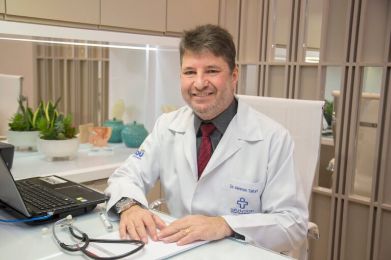 Vasectomia pode ser revertida e fertilidade recuperada, esclarece urologista Newton Tafuri