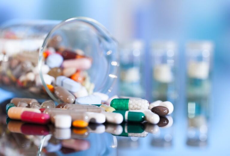Paciente com doença autoimune rara consegue medicamento de alto custo na Justiça após ação da Defensoria Pública