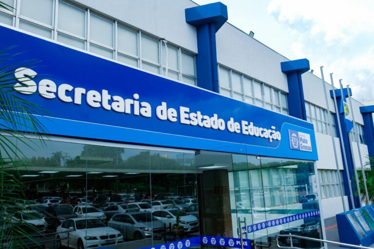 Seduc libera contratações para professor, técnico e apoio administrativo
