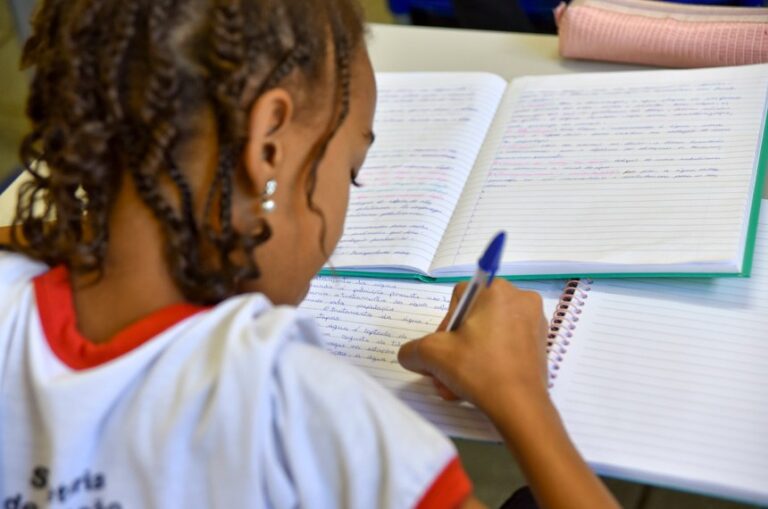 Prefeitura de Pontes e Lacerda (MT) lança concurso de redação sobre trabalho infantil