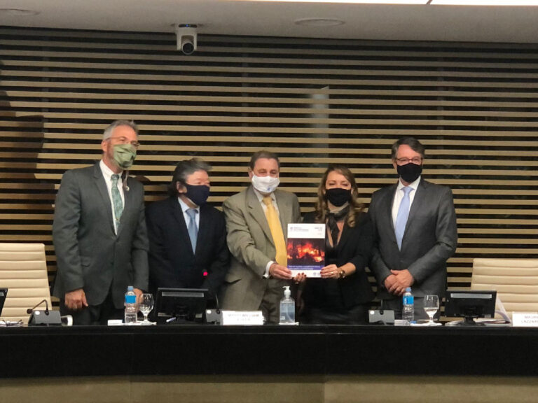 Mato Grosso participa de elaboração de Guia para Combate a Incêndios Florestais