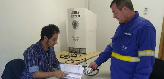 Confiança na urna eletrônica: entidades públicas e privadas costumam solicitar os equipamentos para eleição interna