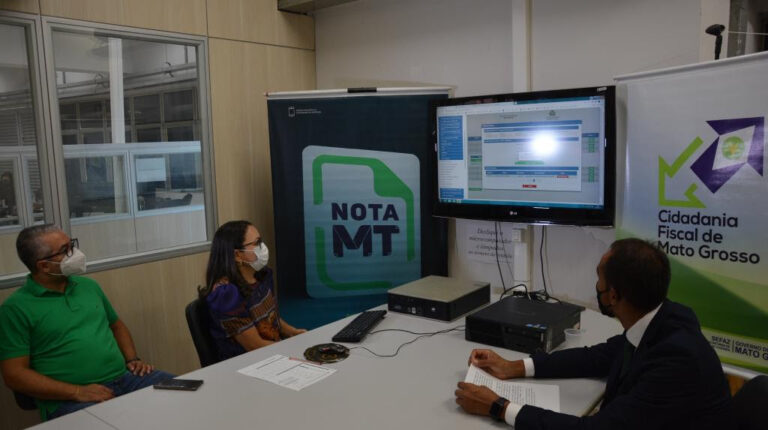 Dois contribuintes de Cuiabá e três do interior levam prêmios de R$ 50 mil no sorteio especial de Primavera