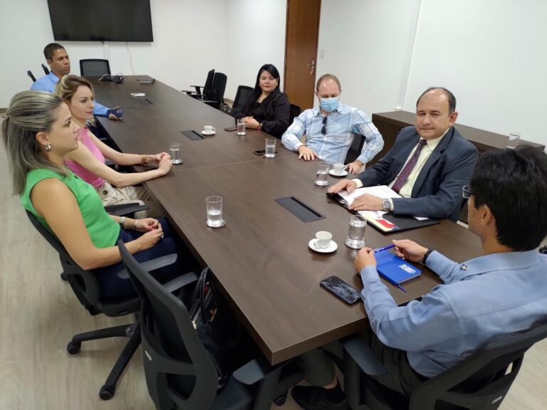 CGE reforça parceria com os controles internos dos municípios