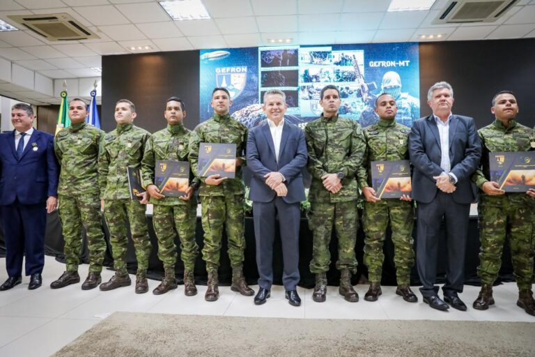 Governo de MT homenageia civis e militares pelo trabalho de segurança na região de fronteira