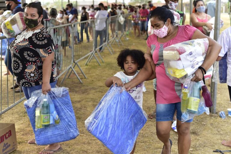 Governo investe R$ 10,2 milhões para atender famílias em vulnerabilidade social de Cuiabá