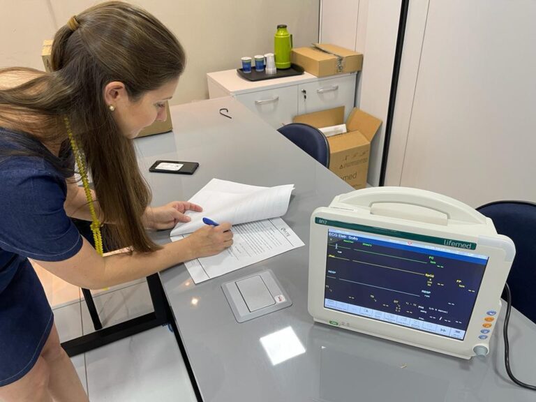 SES recebe 100 monitores hospitalares para atendimento nas unidades regionais de saúde