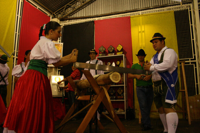 𝐹𝑜𝑡𝑜: 𝑉𝑎𝑙𝑚𝑜𝑟 𝐶𝑎𝑟𝑝𝑒𝑛𝑒𝑑𝑜 - 𝐽𝑜𝑟𝑛𝑎𝑙 𝐹𝑜𝑙ℎ𝑎 𝑉𝑒𝑟𝑑𝑒