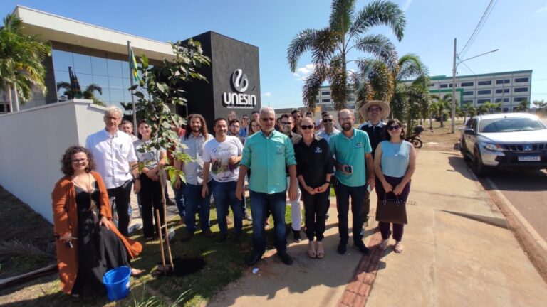 Prefeitura, Unesin e Energisa firmam pacto pela arborização urbana de Sinop