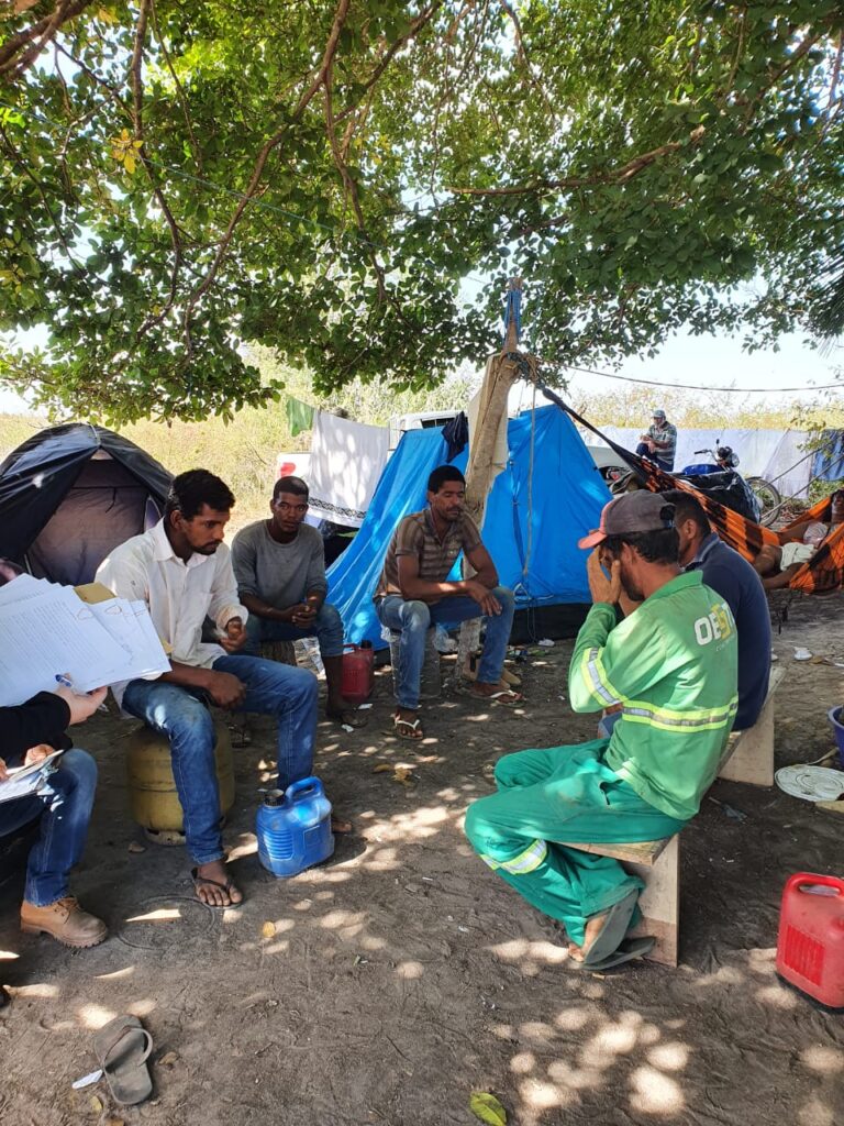 Sete trabalhadores são resgatados de condições análogas à escravidão em Mato Grosso