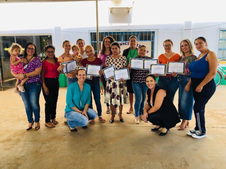 Curso de camareira forma 26 mulheres atendidas pelos CRAS e gera oportunidades de emprego