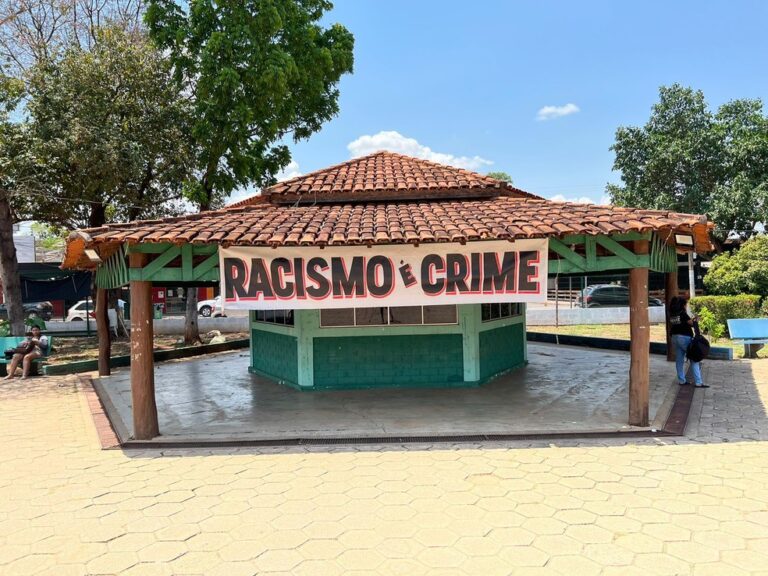 Estudantes protestam contra casos de assédio cometido por professor e racismo na Unemat de Cáceres (MT)