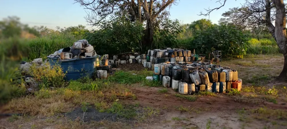 Polícia cumpre 32 mandados judiciais na Operação Descarrilamento. — Foto: PCJ-MT