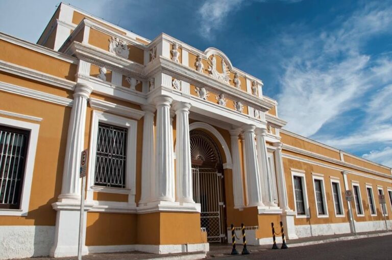 Clássicos da música erudita são interpretados a oito mãos em recital em Cuiabá