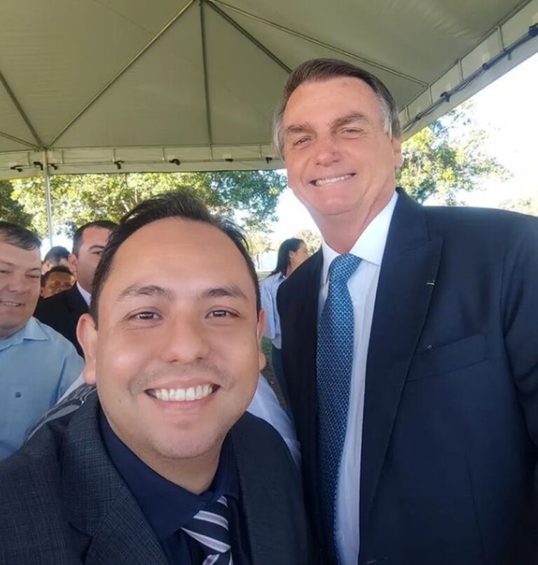 Bolsonaristas que atuavam em atos golpistas são alvo de operação da PF