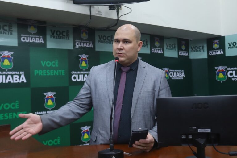 Julgamento de processo que pede anulação de cassação de vereador de Cuiabá é adiado após pedido de vista