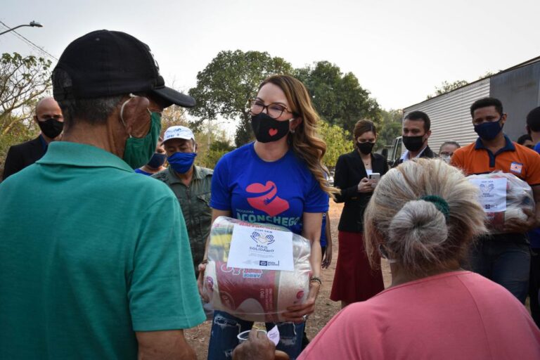 “Programa Ser Família garante qualidade de vida para quem mais precisa de atenção”, destaca primeira-dama