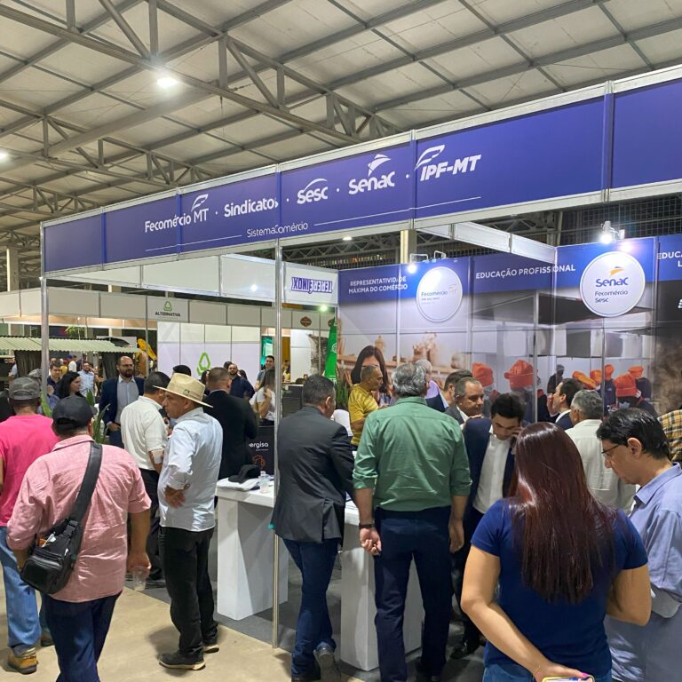 Sistema Fecomércio-MT promove cultura, educação, solidariedade e energia limpa durante a feira.