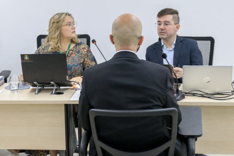 Candidatos e organizadores avaliam como tranquilo 1º dia de prova oral do VI Concurso para defensor