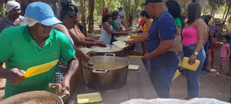 Comunidade quilombola faz festa da banana para preservar cultura em MT
