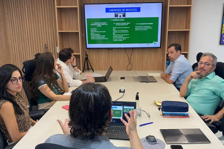 Grupo de trabalho esboça Unidades de Negócio, Negócio, Missão e Valores da Defensoria de MT com auxílio do TCE