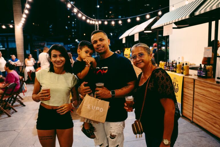 Grupo de Samba Sasminina anima “Resenha Goiabeiras” nesta quinta (14)