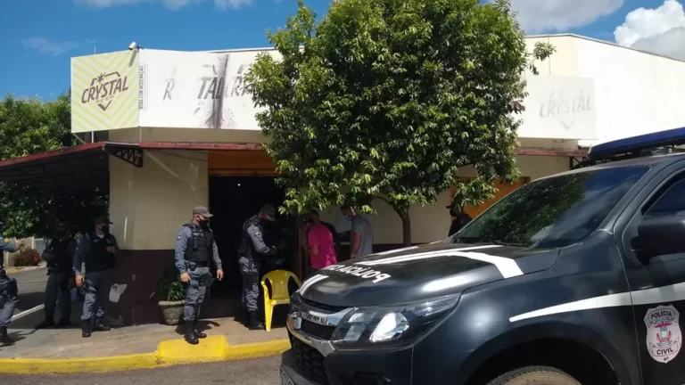 Acusados de matar pai e filha dentro de estabelecimento comercial são condenados a mais de 50 anos de prisão MT