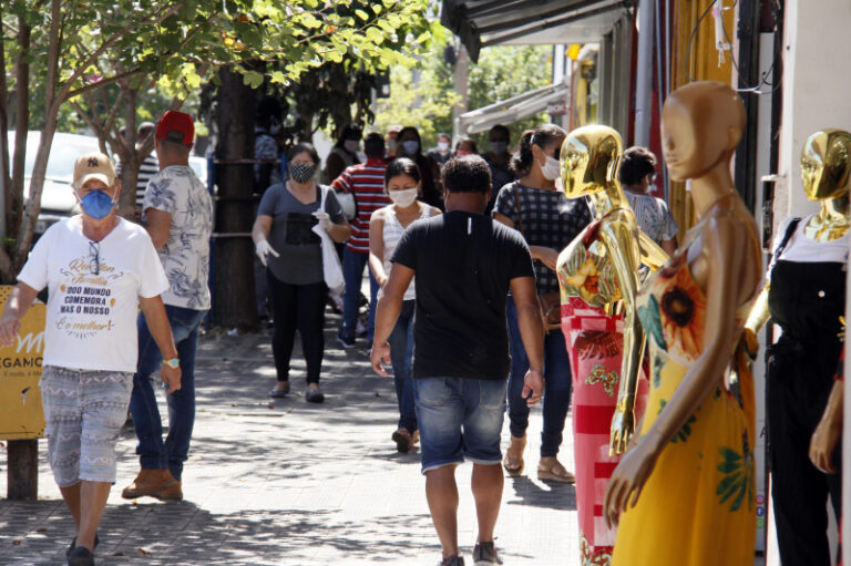 Comércio varejista de Cuiabá e Várzea Grande pode abrir no feriado da Imaculada Conceição