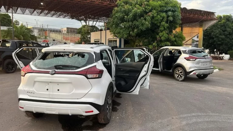 Grupo invade concessionária de veículos, faz seguranças reféns e 6 são mortos em confronto com a PM em MT