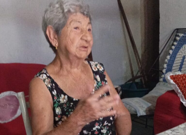 Idosa de Cuiabá tida como morta pelo INSS tenta reaver benefício cortado há 13 anos