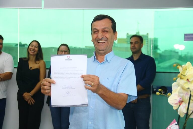 Previ Sinop empossa novo conselho e prefeito destaca atuação do instituto