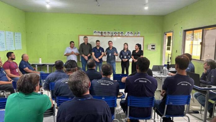 encerramento acorizal escola